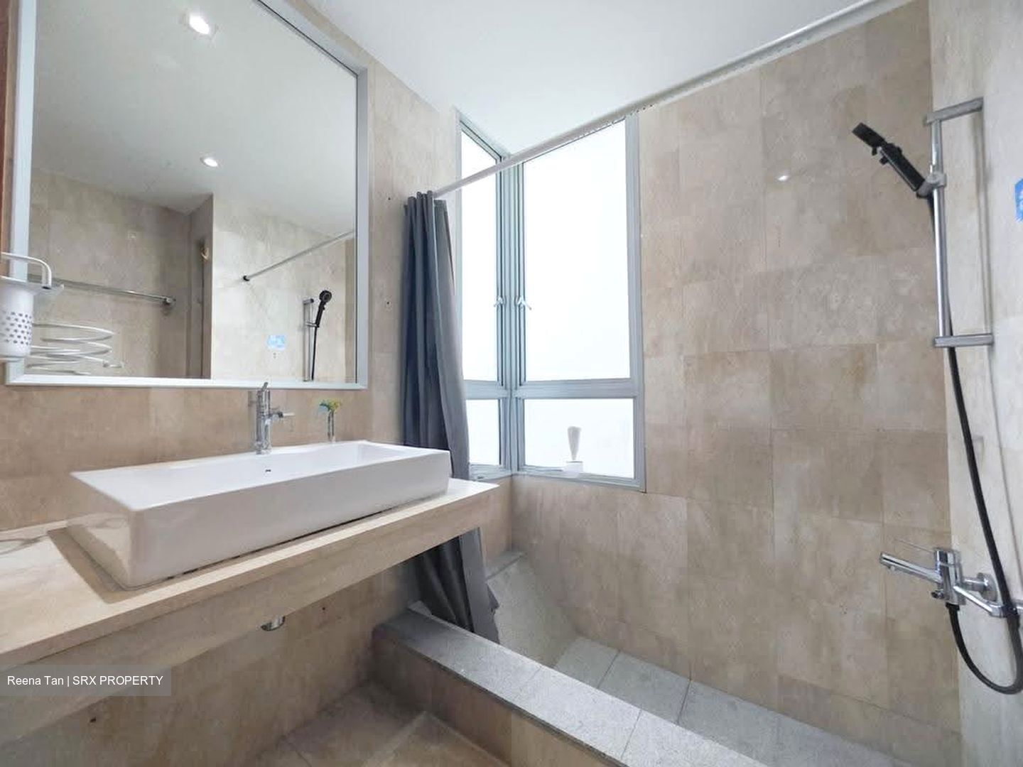 The Lakeshore (D22), Condominium #612490381